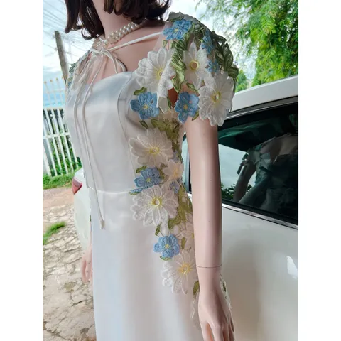 Đầm  ren thêu hoa tafta cao cấp sang diện bốn mùa vừa kín mà sang trong Giá 490k