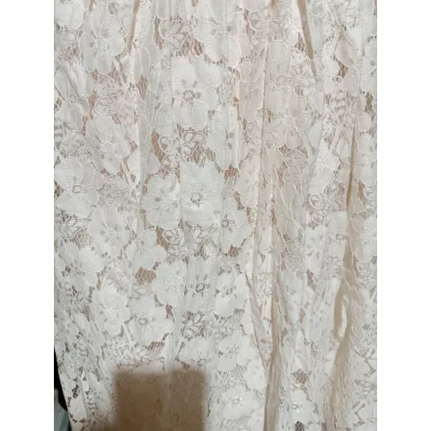 Đầm ren hoa siêu đẹp Hàng có sẵn giao ngay L Size SML Chất liệu ren cao cấp Đúp lót 2 lớp Màu trắng kem Giá 350k