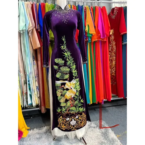 Áo dài nhung thêu tay