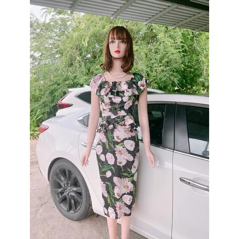 Đầm lụa siêu đẹp Hàng có sẵn giao ngay Chất liệu lụa siêu đẹp, nhẹ, không nhăn, không rút, mềm mát Giá 400k