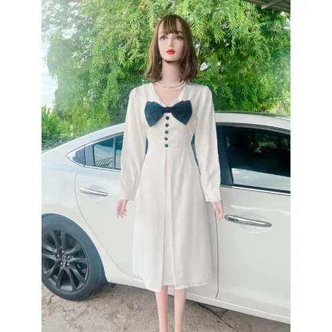 🌷VÁY đẹp đỉnh cao xuất sắc lắm nhé chị em ơi 👍🏻lên dáng cũng xinh lắm ấy! ☘️ VÁY TRẮNG XẾP CỔ V NƠ CÚC BỌC 💎 🌷