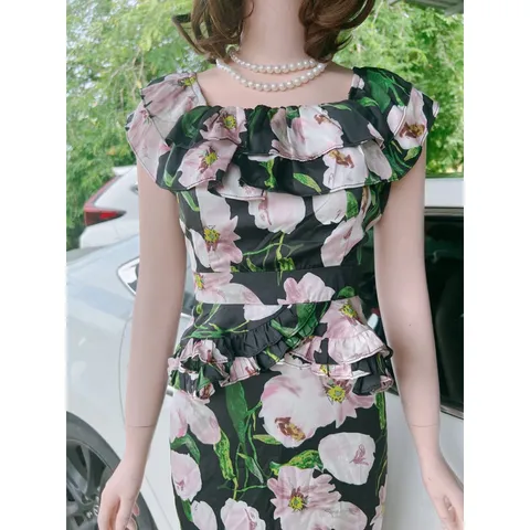 Đầm lụa siêu đẹp Hàng có sẵn giao ngay Chất liệu lụa siêu đẹp, nhẹ, không nhăn, không rút, mềm mát Giá 400k