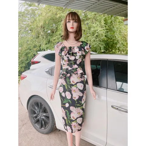 Đầm lụa siêu đẹp Hàng có sẵn giao ngay Chất liệu lụa siêu đẹp, nhẹ, không nhăn, không rút, mềm mát Giá 400k