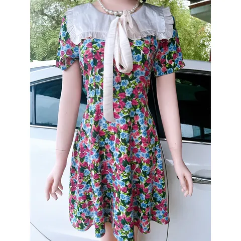 đầm hoa vintage cổ bèo cute Giá 290k Hàng có sẵn giao ngay