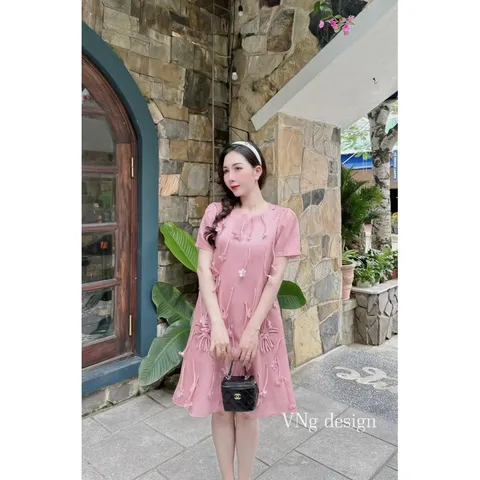 Đầm Thiết Kế Hoa Nổi , Đầm form Xuông Bầu bì bon chen thoải mái Hàng có sẵn giao ngay Giá 290k