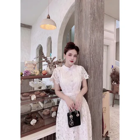ầm ren cao cấp Hàng đẹp Chất ren như hình Giá 550k Màu trắng và đen