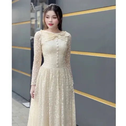 Đầm dự tiệc sang trọng chất ren chỉ thêu cao cấp dài tay ,đính nút bọc cổ tròn đính nơ thiết kế dáng dài maxi dài l