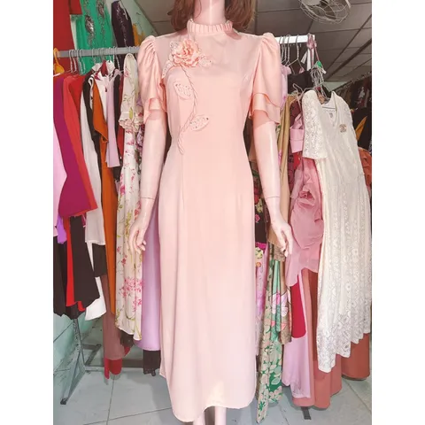 Áo dài đính hoa nổi Hàng có sẵn giao ngay XL Giá 290k/ áo dài , quần 100k/ quần Màu cam sữa