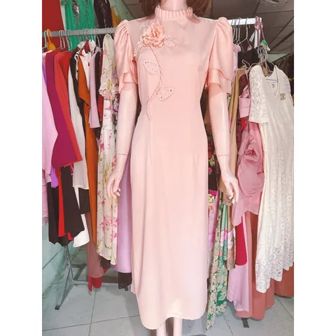 Áo dài đính hoa nổi Hàng có sẵn giao ngay XL Giá 290k/ áo dài , quần 100k/ quần Màu cam sữa
