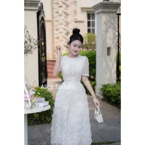 Đầm Thiết Kế Ren Hoa Dáng Dài Nữ Sang Chảnh Đi Tiệc Phong Cách Tiểu Thư Có màu kem và trắng Hàng có sẵn giao ngay L