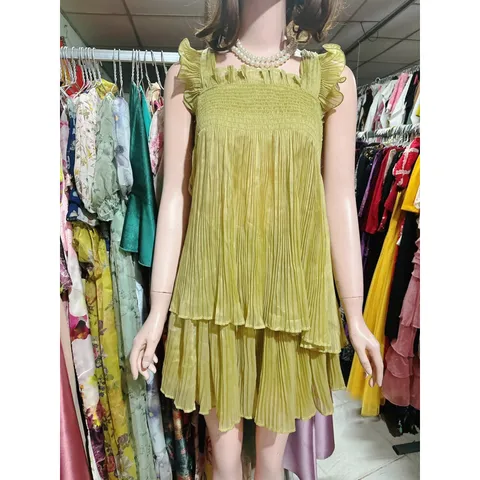 siêu dễ mặc hàng ngày lẫn đi chơi nè. Chất liệu vải mềm mại dc dập ly cực kỳ mềm mại. ngực chun và eo chun