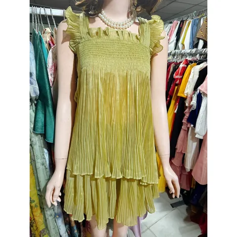 siêu dễ mặc hàng ngày lẫn đi chơi nè. Chất liệu vải mềm mại dc dập ly cực kỳ mềm mại. ngực chun và eo chun