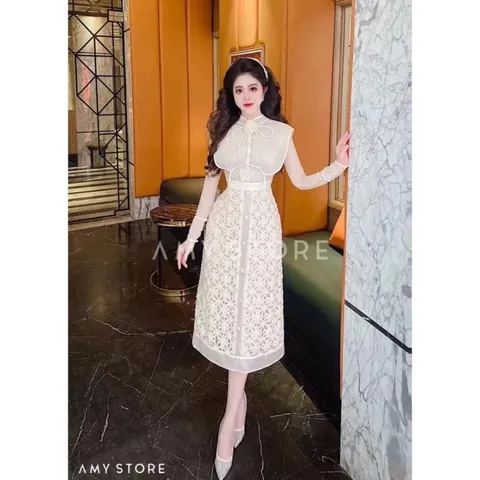 Đầm ren siêu đẹp Hàng có sẵn giao ngay Giá 390k, người ta đang bán gần 6xx Có đủ size tới 80kg Màu kem Đúp lót 2 lớp