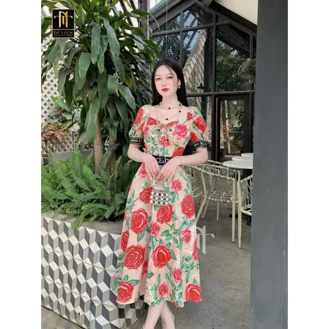 Váy hoa DG tay bồng rúm ngực cập bến ! Chất lụa gân dày dặn mướt mịn Màu be và màu trắng  Hàng có sẵn giao ngay L