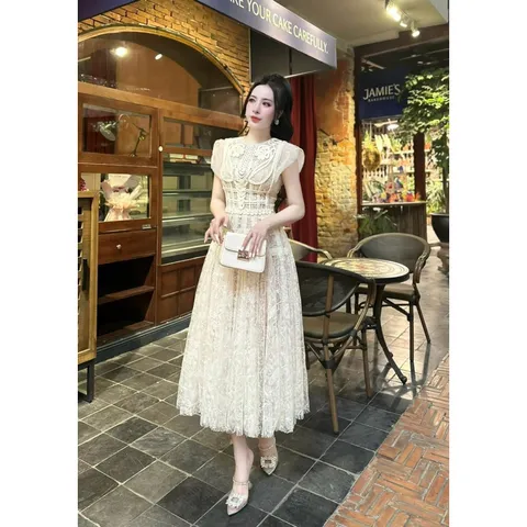 Đầm thiết kế ren ngực vặn thừng  sang chảnh phù hợp đi làm đi chơi Giá 450k Hàng có sẵn giao ngay Đủ size tới 3XL