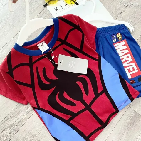 BỘ ĐÙI BÉ TRAI NHÊN ĐỎ PHỐI XANH BỘ NHỆN MARVEL  CHẤT COTTON 100% LÀ CỰC PHẨM  Size 160 trên 30kg mặc Giá 160k/ cả bộ