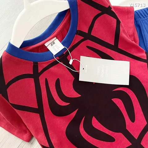 BỘ ĐÙI BÉ TRAI NHÊN ĐỎ PHỐI XANH BỘ NHỆN MARVEL  CHẤT COTTON 100% LÀ CỰC PHẨM  Size 160 trên 30kg mặc Giá 160k/ cả bộ