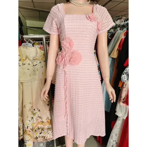 Đầm ren đúp lót 2 lớp kết hoa siêu đẹp Hàng có sẵn giao ngay Màu hồng baby Giá 299k Size SMLXL