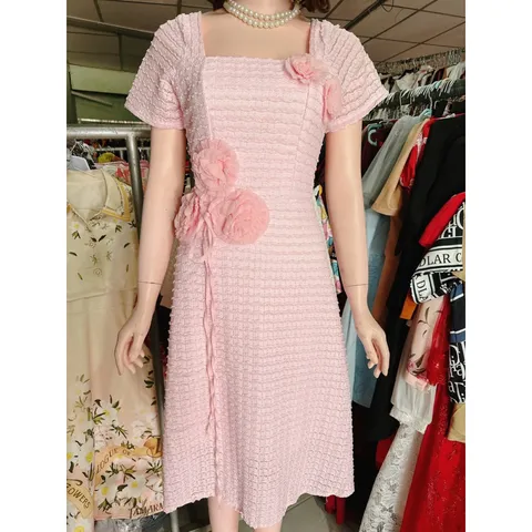 Đầm ren đúp lót 2 lớp kết hoa siêu đẹp Hàng có sẵn giao ngay Màu hồng baby Giá 299k Size SMLXL