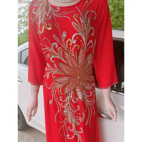 Áo daì 4 tà đính kết siêu đẹp Giá 490k ( quần 100k/ cái) Size 5XL Hàng có sẵn giao ngay
