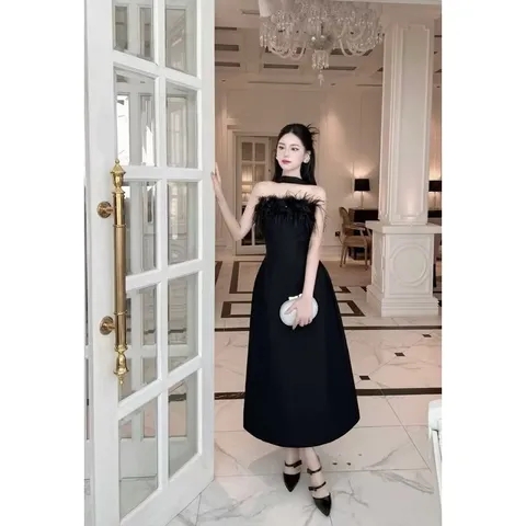 Đầm maxi nữ dự tiệc sang trọng chất tapta cúp ngực dây cổ phối lông vũ ngực dáng váy chữ A dài maxi,cúp ngực lông vũ