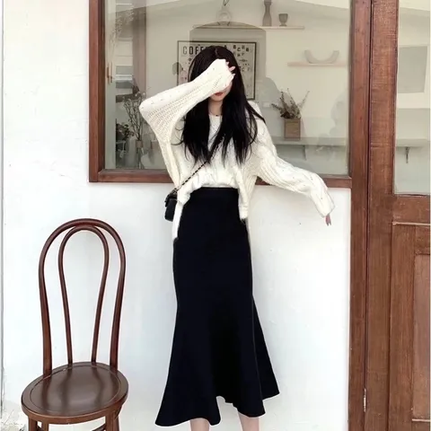 Chân váy đuôi cá siêu đẹp, tôn dáng Hàng có sẵn giao ngay Có đủ size tới 80kg Chất liệu co giãn dễ mặc Giá 199k/ cái