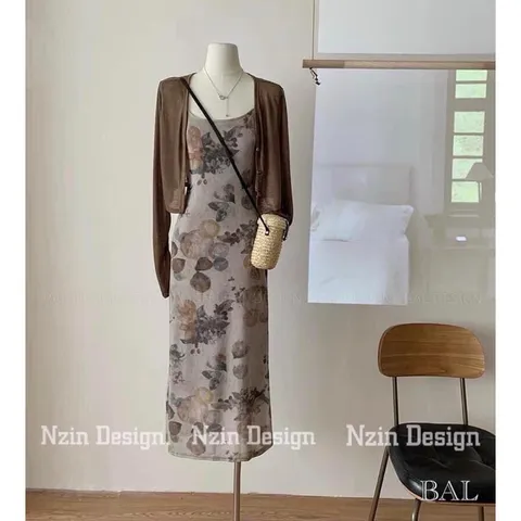 set gồm áo khoác kèm đầm hoa siêu đẹp