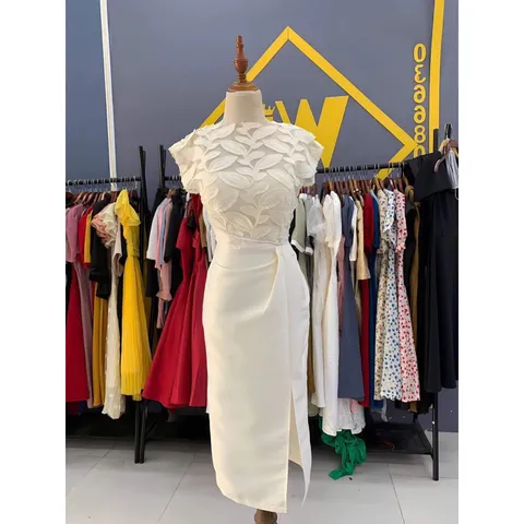 Đầm body dự tiệc tiểu thư tay ngắn phối ren thiết kế xẻ tà nhấn eo sang chảnh kèm mẫu chụp thật Hàng có sẵn giao ngay