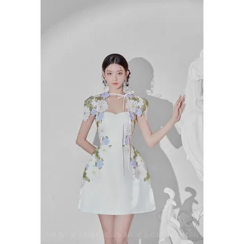 Đầm siêu cấp Giá 490k Hàng coa sẵn giao ngay Ren y hình + tapta