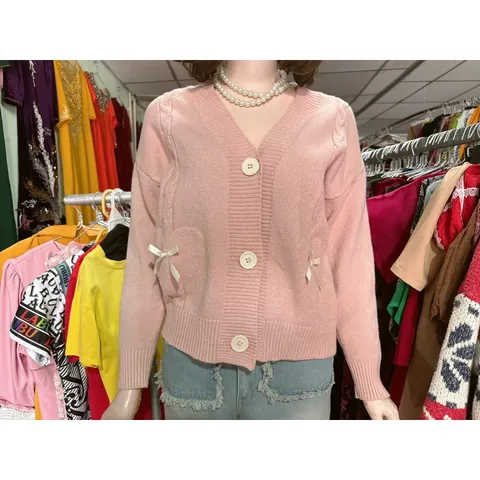 Áo dệt kim cổ Áo len cardigan mềm mại   Hàng có sẵn giao ngay Màu hồng Giá 220k, người ta đang bán 3xx