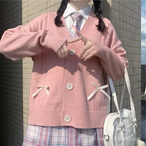 Áo dệt kim cổ Áo len cardigan mềm mại   Hàng có sẵn giao ngay Màu hồng Giá 220k, người ta đang bán 3xx