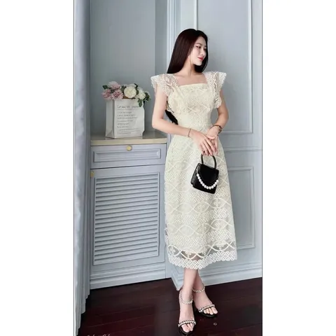 Đầm ren siêu đẹp Size SM Hàng có sẵn giao ngay Đúp lót 2 lớp Màu kem và màu ren Giá 320k