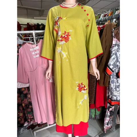 Áo dài hoạ tiết sang trọng
