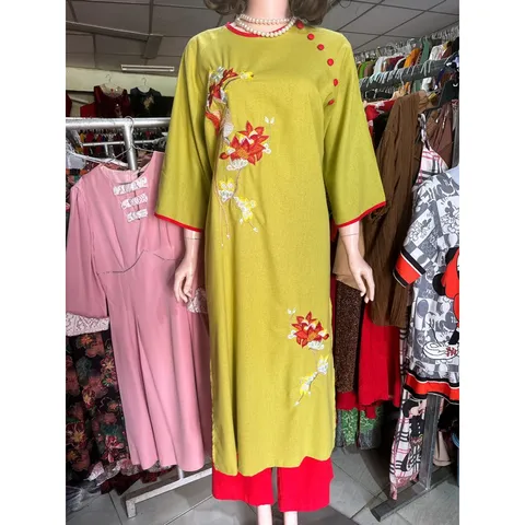 Áo dài hoạ tiết sang trọng