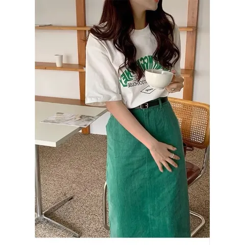 SET ÁO THUN CHỮ + CVAY MIDI XANH Giá 290k/ cả set Hàng có sẵn giao ngay Size SM