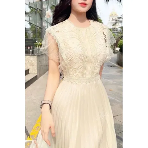Váy đầm thiết kế ren be xếp ly dáng dài  Hàng cao cấp  Giá 420k  Hàng có sẵn giao ngay L  Màu kem  Hàng của Teng Design