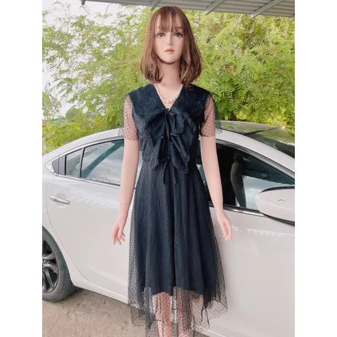 Đầm ren bi màu đen Hàng có sẵn giao ngay SM Chất liệu ren bi có lót bên trong Liên hệ 090.86.99.113