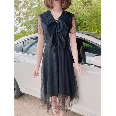 Đầm ren bi màu đen Hàng có sẵn giao ngay SM Chất liệu ren bi có lót bên trong Liên hệ 090.86.99.113