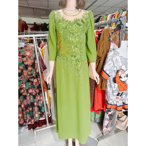 Dạ hội áo dài đính kết sang đẹp