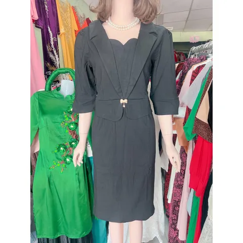 Đầm thiết kế cổ vest Phù hợp cho cô sang trọng Màu đen Chất liệu dày mịn, thoáng mát, co giãn nhiều dễ mặc  Giá 299k