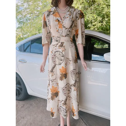 đầm cổ vest dáng dài