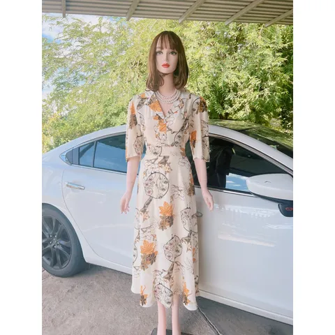 đầm cổ vest dáng dài