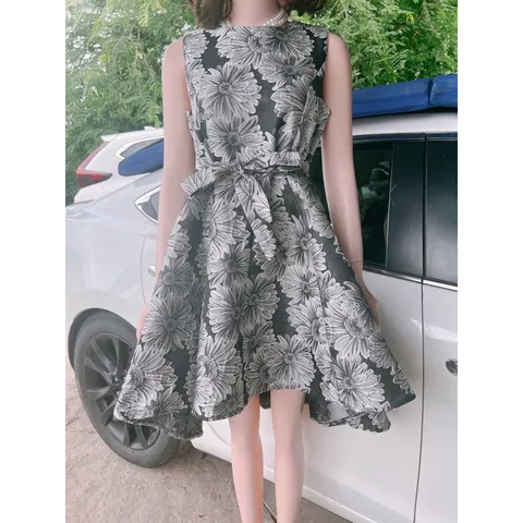 Đầm gấm cao cấp Đup lót 2 lớp Hàng có sẵn giao ngay Sang chảnh siêu đẹp Giá 290k