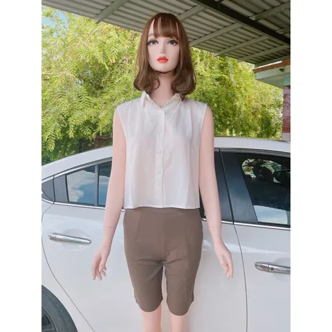 Set áo sơ mi trắng + quần ngố màu nâu tây Size SM Giá 250k/ cả set Hàng có sẵn giao ngay