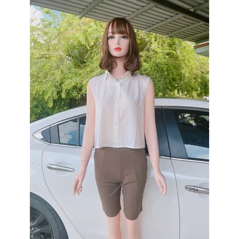 Set áo sơ mi trắng + quần ngố màu nâu tây Size SM Giá 250k/ cả set Hàng có sẵn giao ngay