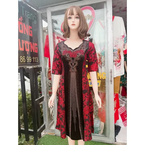 Đầm ép đá siêu đẹp Giá 330k Hàng coa sẵn giao ngay