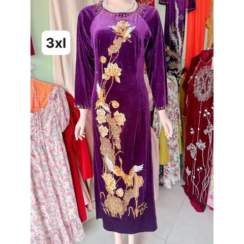 Áo dài thêu đính kết thủ công