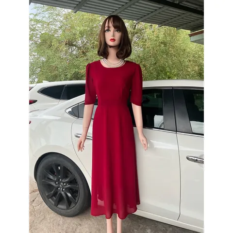 Đầm maxi form dài  (Hình thật shop chụp) Giá 299k Hàng có sẵn giao ngay  Màu đỏ đô