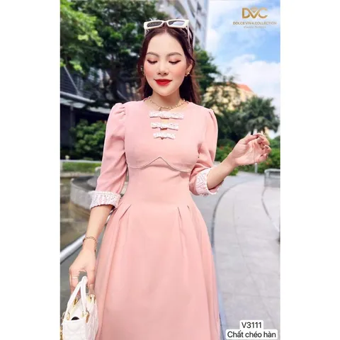 VÁY HỒNG XOÈ TAY LỠ PHỐI REN  Giá 330k Hàng có sẵn giao ngay