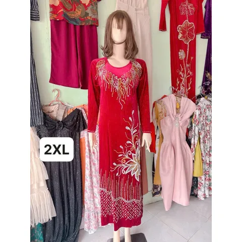 Áo dài nhung đính kết sang trọng